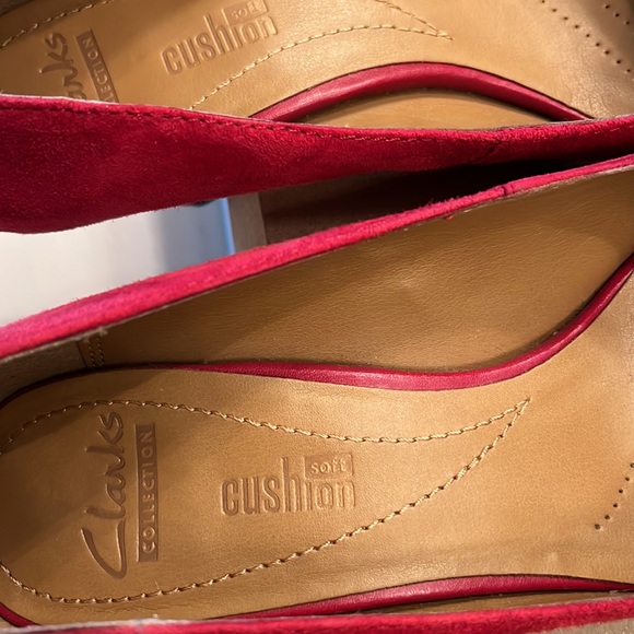 Clarks shoes  (only worn once) - Picture 2 of 7